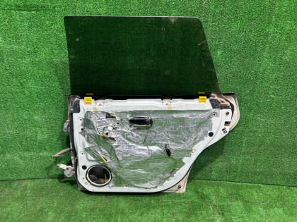右后门 SUBARU LEGACY OEM 60400AE400 BH5 2002 WHITE 51E