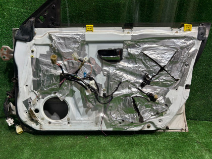 Дверь передняя правая SUBARU LEGACY OEM 60009AE000 BH5 2002 WHITE 51E