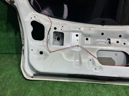 Porta da bagageira SUBARU LEGACY OEM 60800AE060 BH5 2002 WHITE 51E