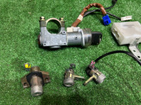 Canhão da ignição Комплект замков SUBARU LEGACY OEM 57491AE750 BH5 2002 WHITE 51E