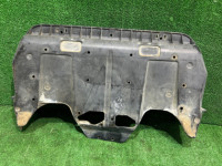 Защита двигателя SUBARU LEGACY OEM 56410AE093 BH5 2002 WHITE 51E