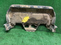 Защита двигателя SUBARU LEGACY OEM 56410AE093 BH5 2002 WHITE 51E