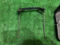 バッテリーステー SUBARU LEGACY OEM 82182AA040 82161AA040 82122AA011 BH5 2002