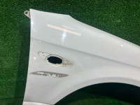 右フロントフェンダー SUBARU LEGACY OEM 57120AE001 BH5 2002 WHITE 51E