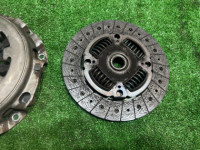 クラッチ一式（フライホイール・カバー・ディスク） Сцепление SUBARU LEGACY OEM 30210AA530 30100AA791 12342AA050 BH5 2002 EJ208 MT5