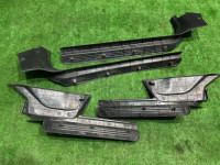 Sill trims черные SUBARU LEGACY OEM 94060AE000ML 94060AE010ML 94061AE120ML 94061AE010ML BH5 2002 WHITE 51E