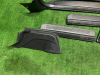 Sill trims черные SUBARU LEGACY OEM 94060AE000ML 94060AE010ML 94061AE120ML 94061AE010ML BH5 2002 WHITE 51E