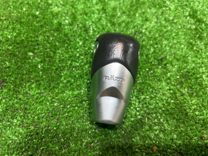 Manual shift knob RAZO SUBARU LEGACY OEM 35022AC030 BH5 2002 WHITE 51E