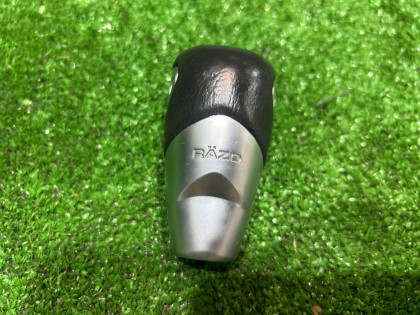 Manual shift knob RAZO SUBARU LEGACY OEM 35022AC030 BH5 2002 WHITE 51E