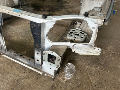 ラジエーターコアサポート SUBARU LEGACY OEM 53060AE001 53020AE081 53020AE091 53040AE000 53060AE051 BH5 2002