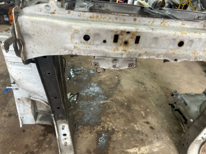 ラジエーターコアサポート SUBARU LEGACY OEM 53060AE001 53020AE081 53020AE091 53040AE000 53060AE051 BH5 2002