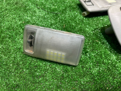 前顶灯 Комплект LED SUBARU LEGACY OEM 84621AE000NE 84601AE000ML BH5 2002 EJ208 MT5