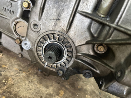 Manual transmission TY754VBAAA  4.444 LSD SUBARU LEGACY OEM 32000AE500 BE5 BH5 1999 EJ208 MT5