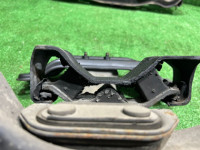 手动变速箱托梁 SUBARU LEGACY OEM 41022AC180 41011AE020 BE5 BH5 1999 EJ208 MT5