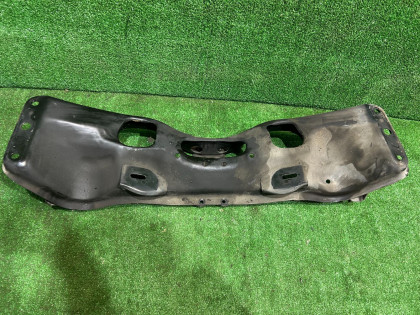 Travesaño delantero SUBARU LEGACY OEM 20100AC021 BE5 BH5 1999 EJ208 MT5
