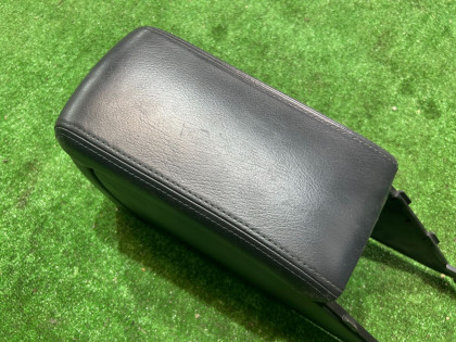 手套箱与扶手 кожа SUBARU LEGACY OEM 92111AE030ML BE5 1999 BLACK 47A, 88H