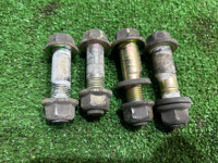 Болты развальные передние SUBARU LEGACY OEM 20540AA090 20540AA100 BHE BH9 BH5 BE5 BE9 BEE 1999 EJ208 MT5