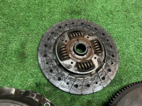 クラッチ一式（フライホイール・カバー・ディスク） Сцепление SUBARU LEGACY OEM 30210AA361 30100AA600 12342AA010 BE5 1999 EJ208 MT5