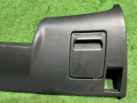 Revestimento inferior do tablier черный SUBARU LEGACY OEM 66075AE000ML BE5 1999 BLACK 47A, 88H