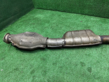 Centre exhaust section катализатор SUBARU LEGACY OEM 44200AE021 BE5 BH5 1999 EJ208 MT5