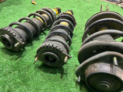 减震器 bilstein SUBARU LEGACY OEM 20310AE220 20310AE230 20365AE070 20330AE130 BE5 BH5 1999 EJ208 MT5
