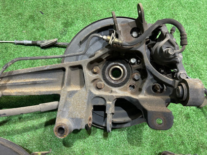 Rear hubs SUBARU LEGACY OEM 28462AE011 28474AE000 20252AE001 26700AE030 BHE BH9 BH5 BE5 BE9 BEE 1999 EJ208 MT5