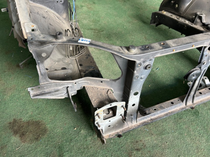 ラジエーターコアサポート SUBARU LEGACY OEM 53060AE000 BE5 1999 BLACK 47A, 88H