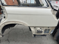 Rear body section SUBARU LEGACY LANCASTER OEM 52122AE100 52421AE060 51410AE160 51410AE170 BH9 1998 BEIGE 8L5