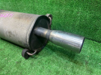 Silencioso trasero SUBARU LANCASTER OEM 44300AE120 BH9 1998 EJ254 AT