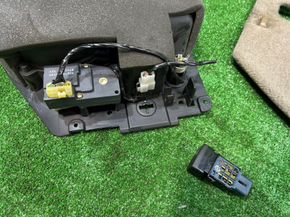 行李厢风扇 комплект с кнопкой и фишкой SUBARU LANCASTER OEM 72710AE000, 94056AE050, 83001AE040 BHE BH9 BH5 1998 EJ254 AT