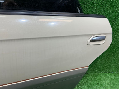 Porta traseira esquerda SUBARU LANCASTER OEM 60400AE430 BHE BH9 1998 BEIGE 8L5