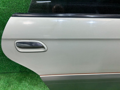 Porta traseira direita SUBARU LANCASTER OEM 60400AE420 BHE BH9 1998 BEIGE 8L5