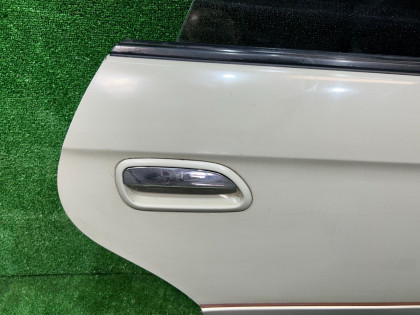 Porta traseira direita SUBARU LANCASTER OEM 60400AE420 BHE BH9 1998 BEIGE 8L5