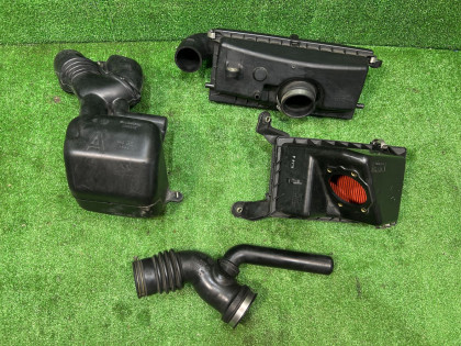 กล่องกรองอากาศ свап 46053AC090 46053AC080 SUBARU LANCASTER