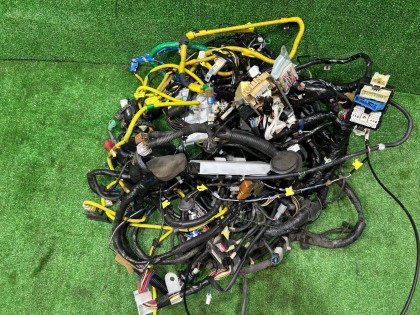 ชุดสายไฟ SUBARU LANCASTER OEM 81200AE540 81401AE420 81500AE940 BH9 1998 EJ254 AT