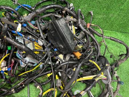 ชุดสายไฟ SUBARU LANCASTER OEM 81200AE540 81401AE420 81500AE940 BH9 1998 EJ254 AT