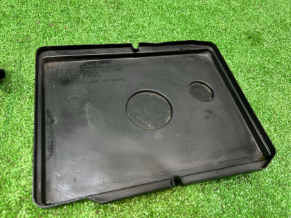 Suporte da bateria SUBARU LANCASTER OEM 82182AA040 82161AA040 82122AA011 BH9 1998