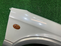 Guarda-lamas dianteiro direito SUBARU LANCASTER OEM 57120AE020 BH9 1998 BEIGE 8L5