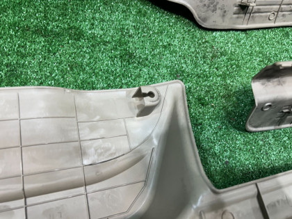 คิ้วชายบันได SUBARU LANCASTER OEM 94060AE000GE 94060AE010GE 94061AE000GE 94061AE010GE BH9 1998 BEIGE 8L5