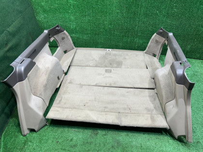แผงบุห้องเก็บของท้าย 65576AE000 65576AE010 95066AE020GG 95066AE030GG SUBARU LANCASTER