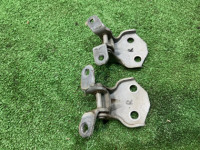 บานพับประตูหน้าขวา 61220AC000 61220AC010 SUBARU LANCASTER