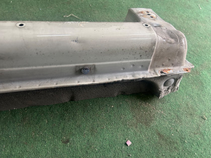 ชายล่างตัวถังขวา SUBARU LANCASTER OEM 51415AE021 BHE BH9 1998 BEIGE 8L5