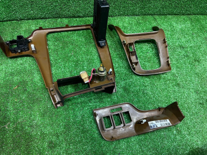 ชุดกรอบเครื่องเสียง дерево SUBARU LANCASTER OEM 66060AE040, 66050AE010, 94110AE060 BHE BH9 1998 BEIGE 8L5