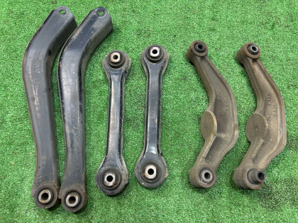 リアアーム SUBARU LANCASTER OEM 20250AE030 20250AE050 20250AE010 20250AE000 BHE BH9 1998 EJ254 AT