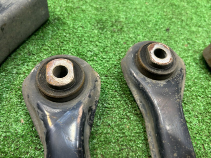 リアアーム SUBARU LANCASTER OEM 20250AE030 20250AE050 20250AE010 20250AE000 BHE BH9 1998 EJ254 AT