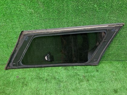 Left rear quarter glass SUBARU LANCASTER OEM 65210AE010NB BH9 1998