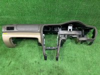 คอนโซลหน้า пустая 66045AE000DG SUBARU LANCASTER