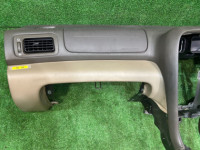 Торпедо пустая SUBARU LANCASTER OEM 66045AE000DG BHE BH9 BH5 1998 BEIGE 8L5