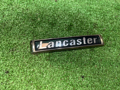 โลโก้ LANCASTER SUBARU LANCASTER OEM 93073AE410 BH9 1998 BEIGE 8L5