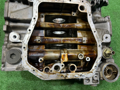 Блок цилиндров SUBARU LEGACY OEM 11008AA270 BE5 1999 EJ208 MT5